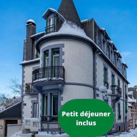 La Tour Pom'Pin Bed & Breakfast La Bourboule Exterior photo