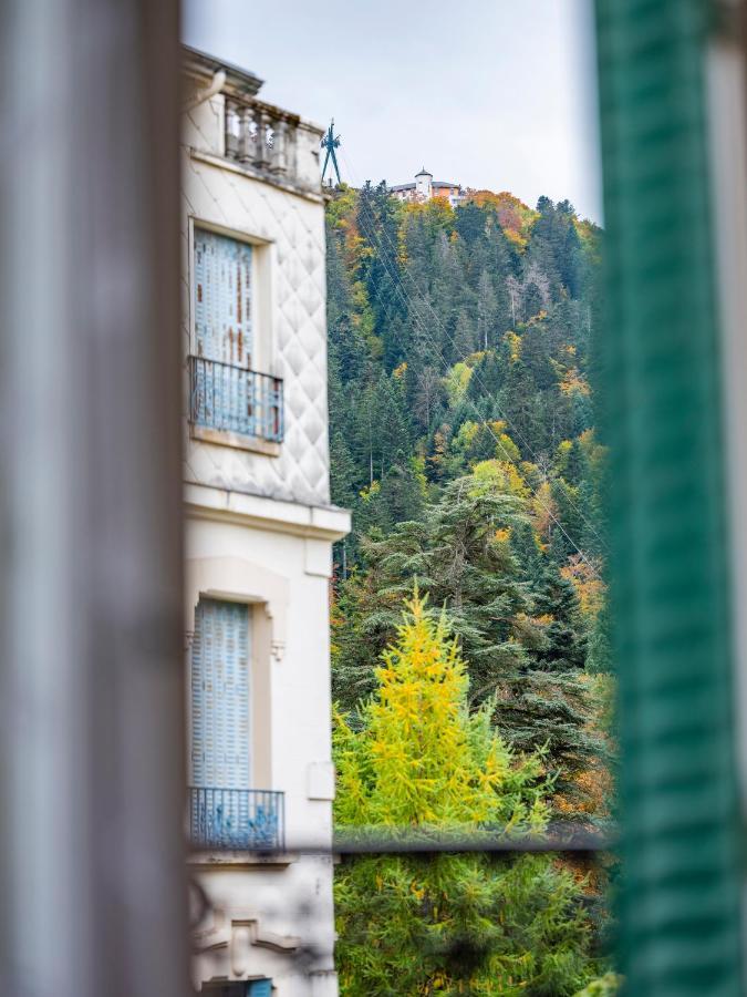 La Tour Pom'Pin Bed & Breakfast La Bourboule Exterior photo